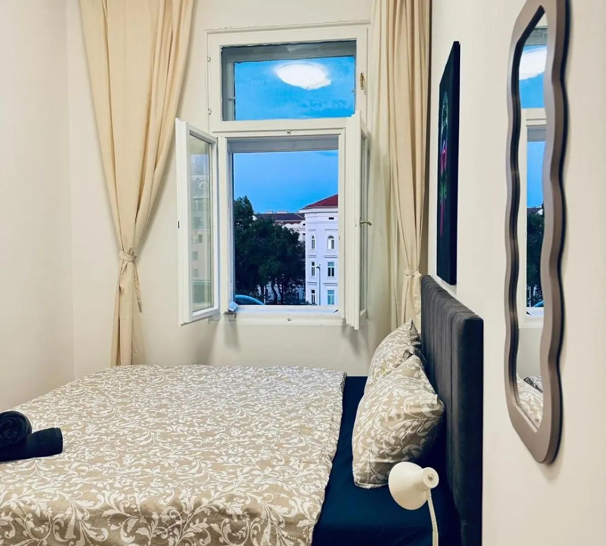 4Br Shared Apt With City View Only 7- Min To Westbahnhof Vienna