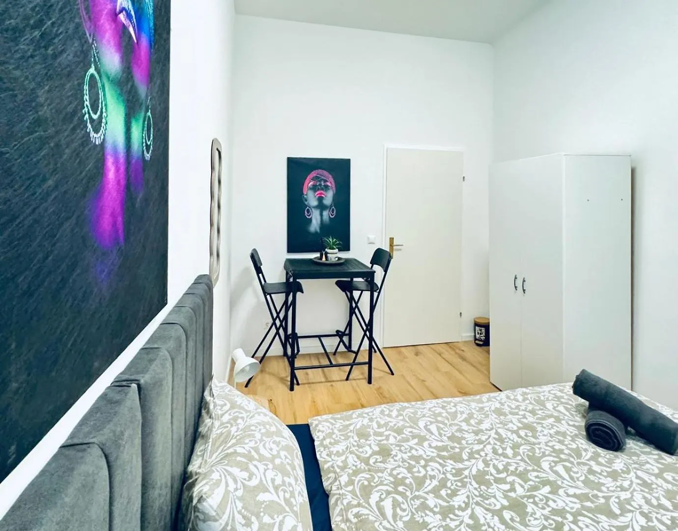 Apartment 4Br Shared Apt With City View Only 7- Min To Westbahnhof Vienna Austria