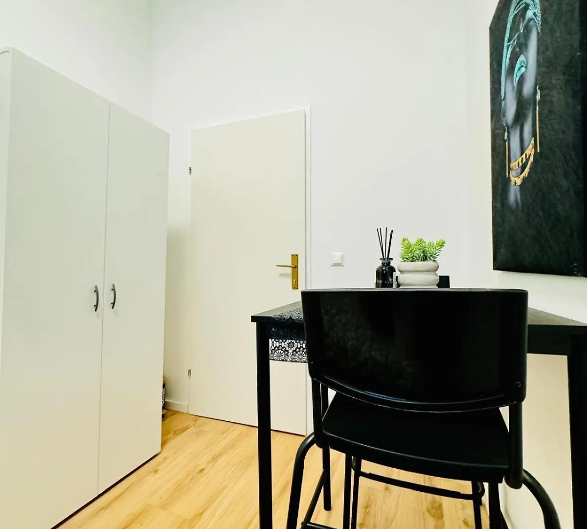 4Br Shared Apt With City View Only 7- Min To Westbahnhof Vienna 0*,