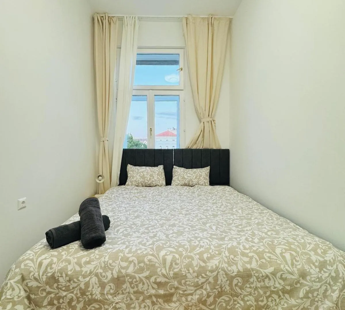Apartment 4Br Shared Apt With City View Only 7- Min To Westbahnhof Vienna