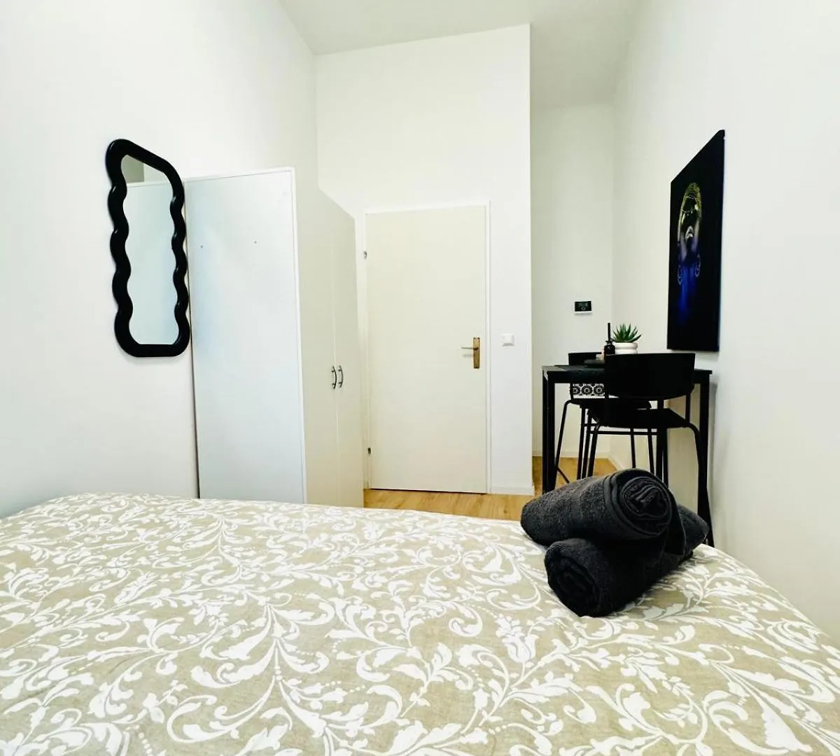Apartment 4Br Shared Apt With City View Only 7- Min To Westbahnhof Vienna