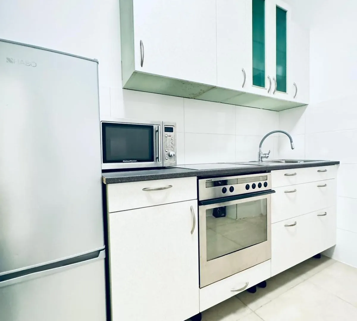 4Br Shared Apt With City View Only 7- Min To Westbahnhof Vienna Apartment