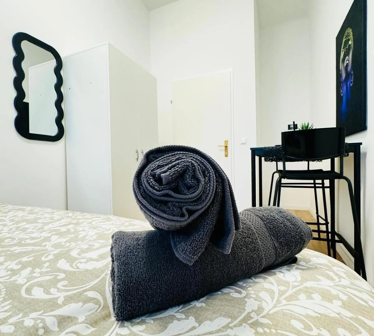 4Br Shared Apt With City View Only 7- Min To Westbahnhof Vienna 0*,  Austria