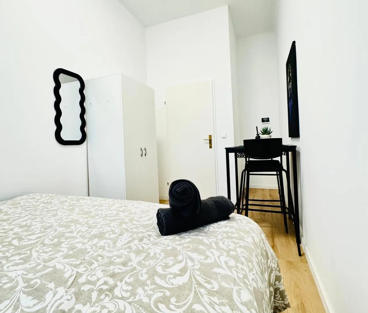 Apartment 4Br Shared Apt With City View Only 7- Min To Westbahnhof Vienna